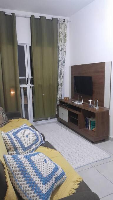 Apto Em Divisa Com A De Itagua E Facil Acesso As Praias Fica Ao Lado Do Atacado Tenda Da Rodovia Rio Santos Apartment