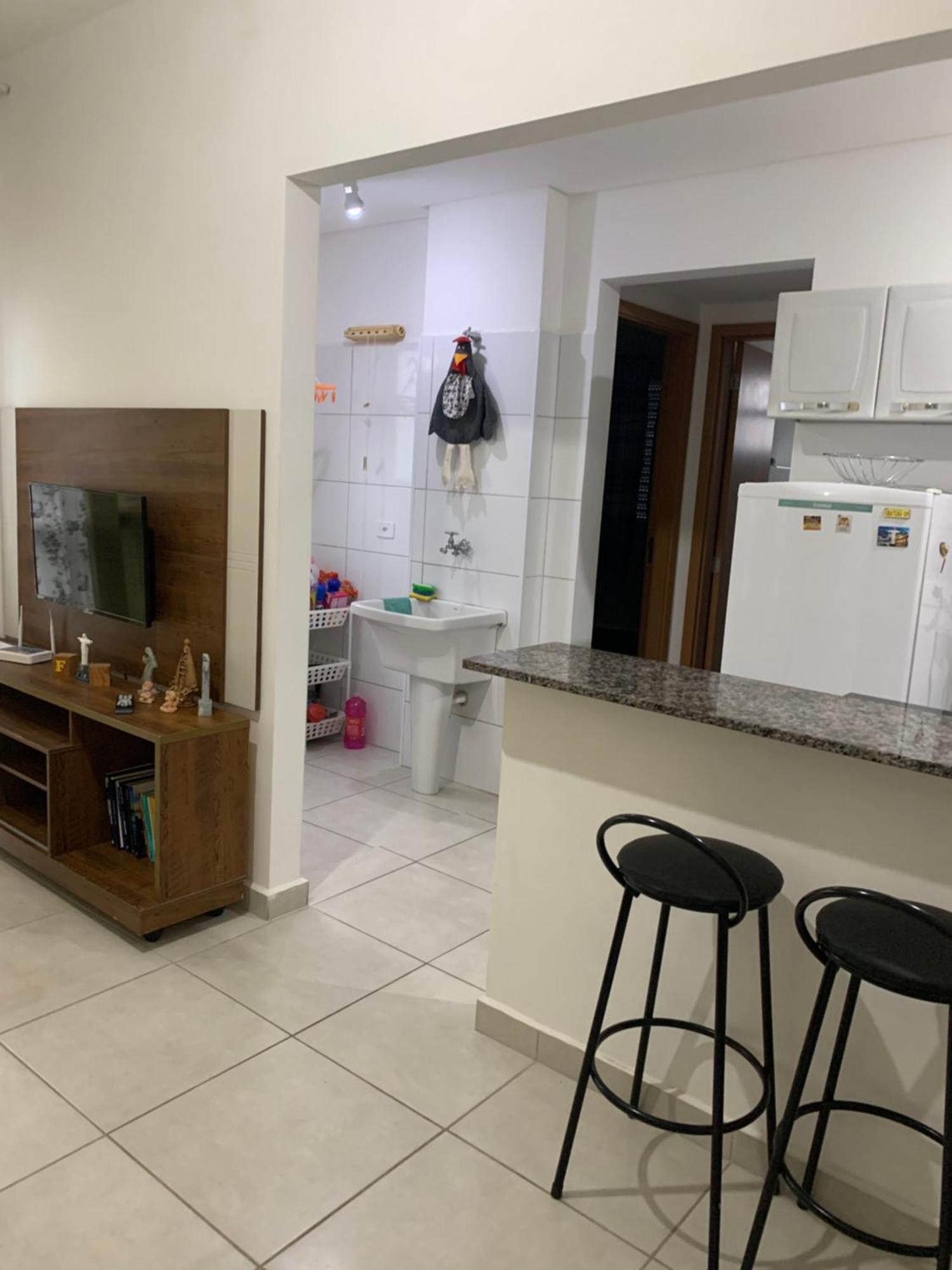 Apto Em Divisa Com A De Itagua E Facil Acesso As Praias Fica Ao Lado Do Atacado Tenda Da Rodovia Rio Santos * Ubatuba